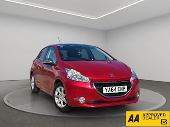 Used Peugeot 208 2015 for sale - 75687321: Photo