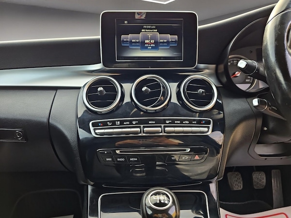 Used Mercedes-Benz C-Class 2015 for sale - 76215219: Photo 16