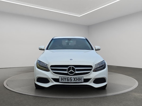 Used Mercedes-Benz C-Class 2015 for sale - 76215219: Photo 2