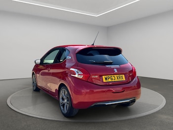 Used Peugeot 208 2014 for sale - 75687260: Photo