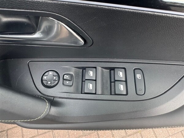 Used Peugeot 2008 2022 for sale - 75536063: Photo 60