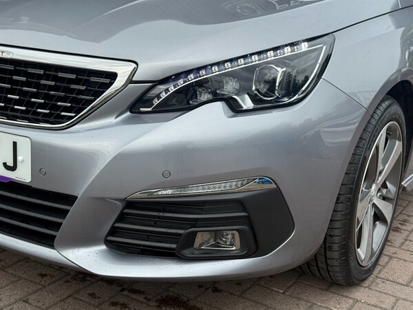 Used Peugeot 308 2020 for sale - 74840910: Photo 4