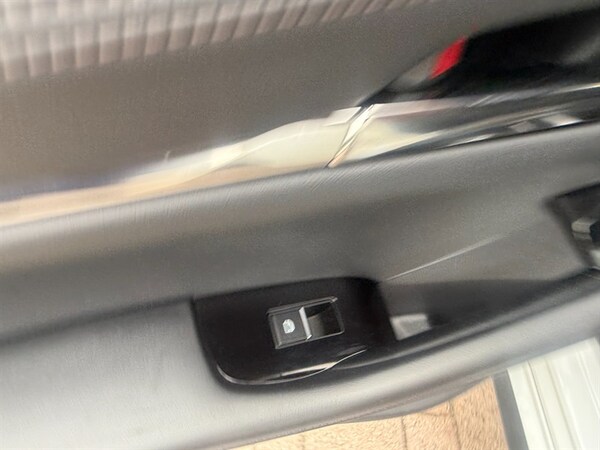 Used Mazda Mazda3 2024 for sale - 75561289: Photo 40