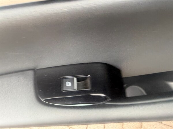 Used Mazda Mazda3 2024 for sale - 75561289: Photo 44