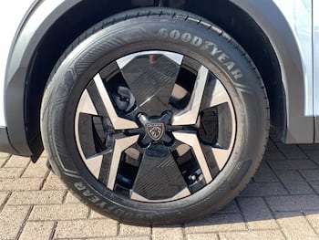 Used Peugeot 2008 2023 for sale - 79795881: Photo
