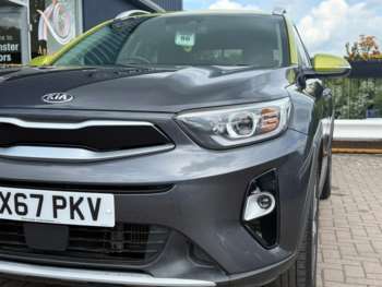 Used Kia Stonic 2017 for sale - 74549864: Photo
