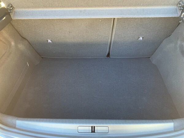 Used Peugeot 208 2023 for sale - 76119486: Photo 13