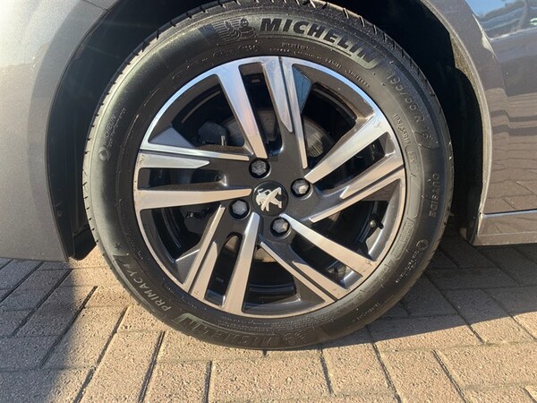 Used Peugeot 208 2023 for sale - 76119486: Photo 7