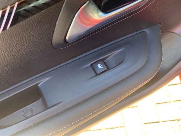 Used Peugeot 208 2024 for sale - 76114680: Photo 49