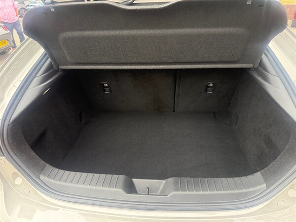 Used Mazda Mazda3 2024 for sale - 75561299: Photo 33