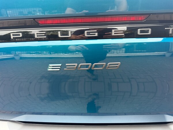 Used Peugeot E-3008 2024 for sale - 74247057: Photo 11