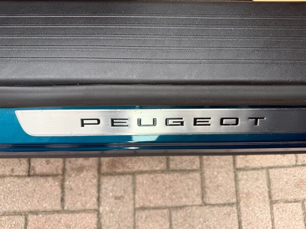 Used Peugeot E-3008 2024 for sale - 74247057: Photo 19