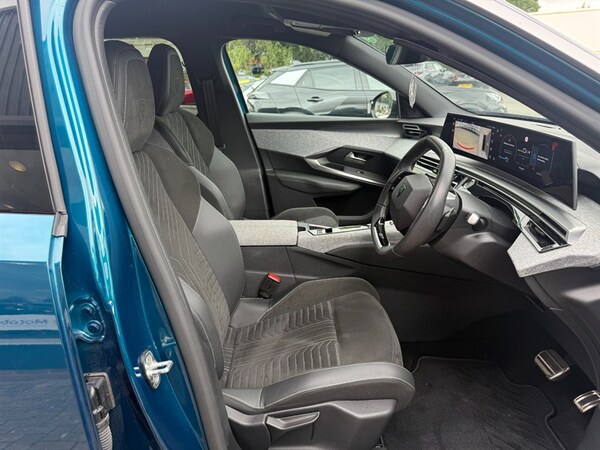 Used Peugeot E-3008 2024 for sale - 74247057: Photo 21
