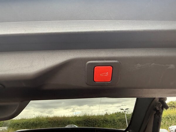 Used Peugeot E-3008 2024 for sale - 74247057: Photo 28