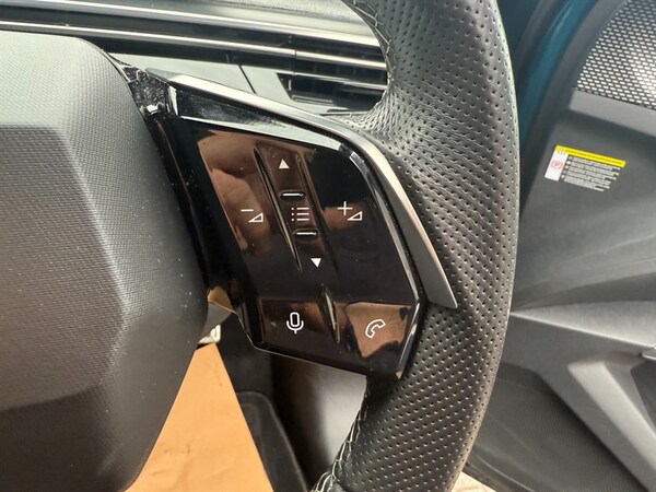Used Peugeot E-3008 2024 for sale - 74247057: Photo 43