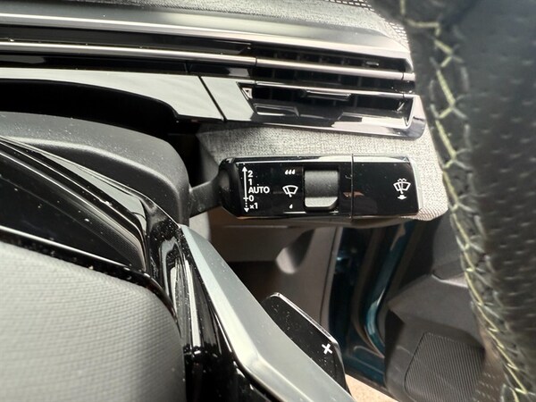 Used Peugeot E-3008 2024 for sale - 74247057: Photo 44