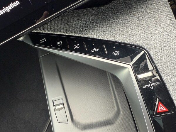 Used Peugeot E-3008 2024 for sale - 74247057: Photo 46