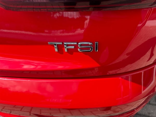 Used Audi Q3 2018 for sale - 75536035: Photo 11