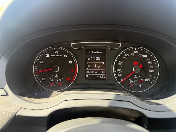 Used Audi Q3 2018 for sale - 75536035: Photo 49