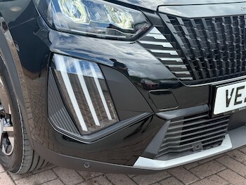 Used Peugeot 2008 2025 for sale - 75421385: Photo
