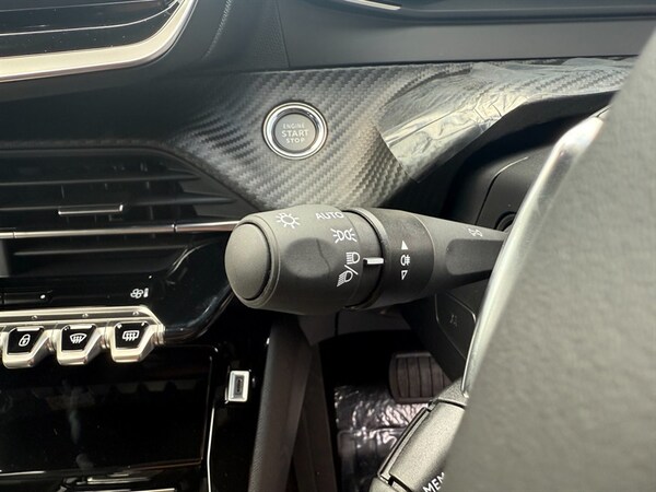 Used Peugeot 2008 2025 for sale - 75421385: Photo 41