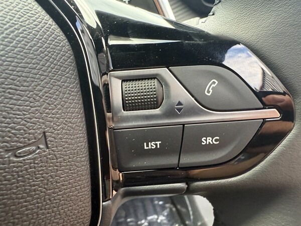Used Peugeot 2008 2025 for sale - 75421385: Photo 43