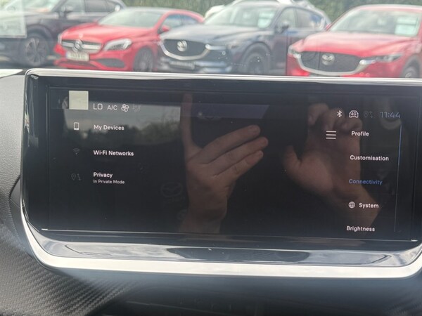 Used Peugeot 2008 2025 for sale - 75421385: Photo 55