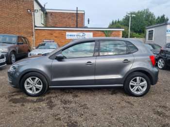 Used Volkswagen Polo 2016 for sale - 74959727: Photo