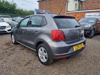 Used Volkswagen Polo 2016 for sale - 74959727: Photo