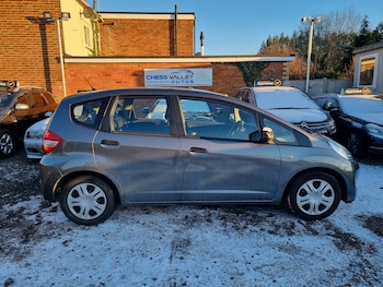 Used Honda Jazz 2011 for sale - 77092815: Photo