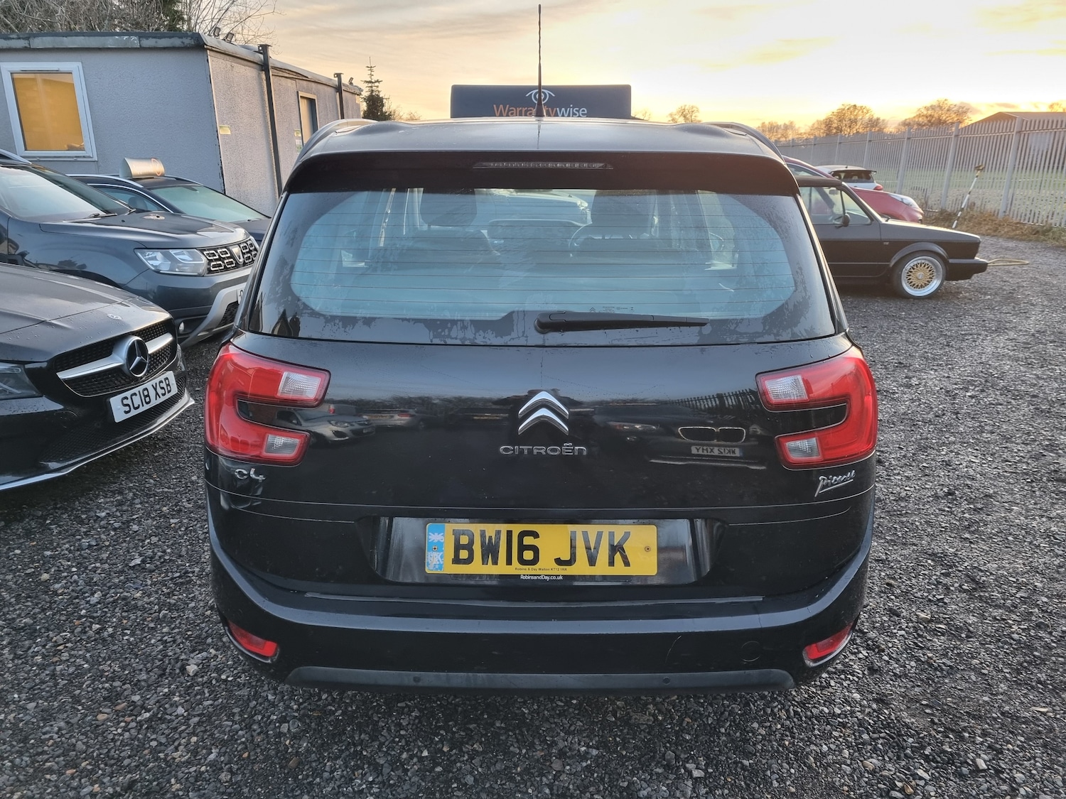 Used Citroen C4 Grand Picasso 2016 for sale - 76937644: Photo 4