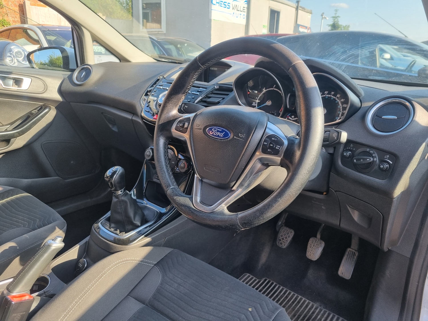 Used Ford Fiesta 2015 for sale - 76856262: Photo 11