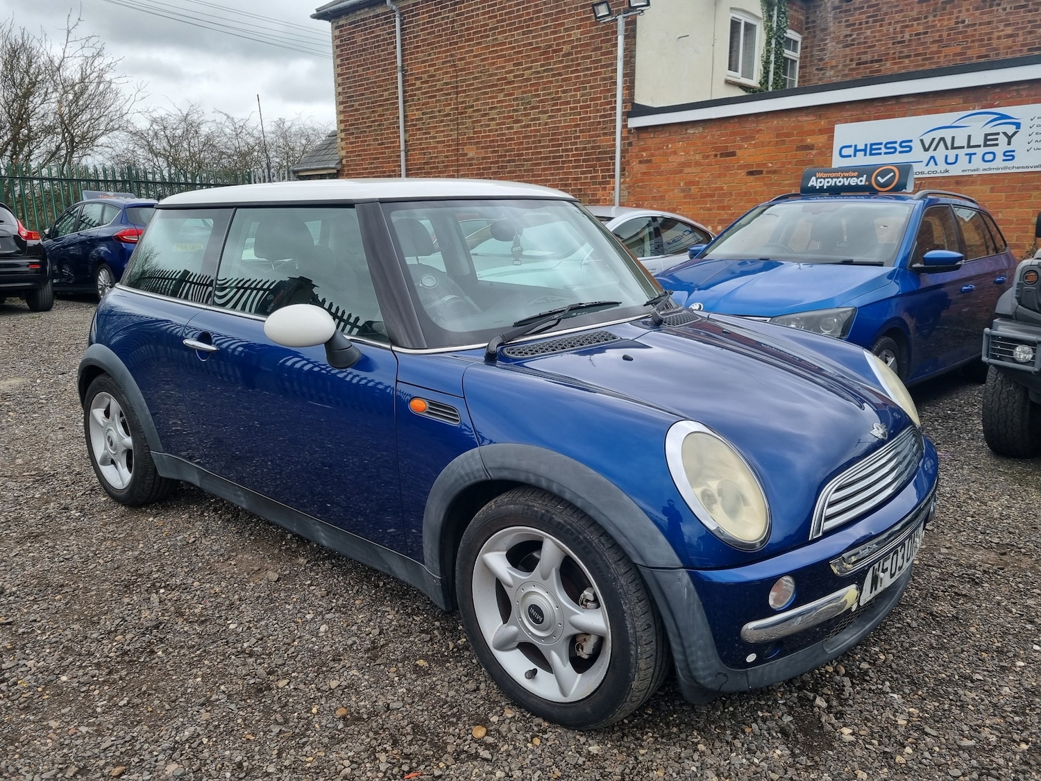 Used MINI Hatch 2003 for sale - 77698489: Photo 1