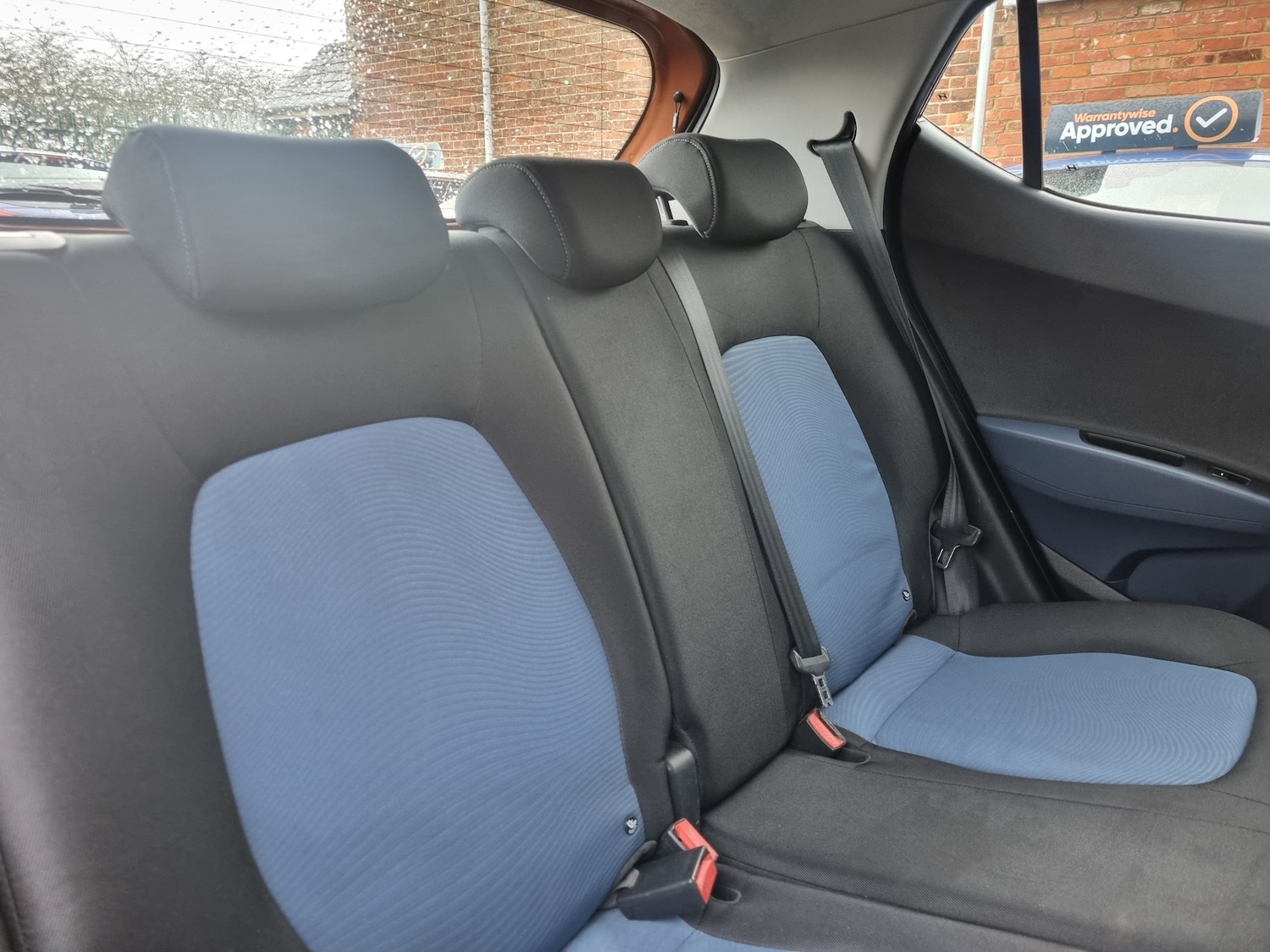 Used Hyundai i10 2014 for sale - 78016048: Photo 15