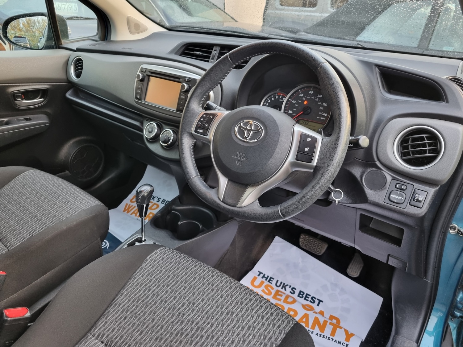 Used Toyota Yaris 2013 for sale - 76378539: Photo 11