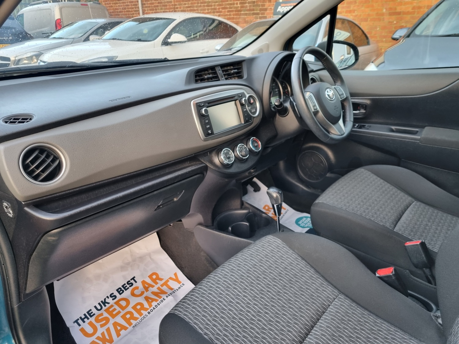 Used Toyota Yaris 2013 for sale - 76378539: Photo 14