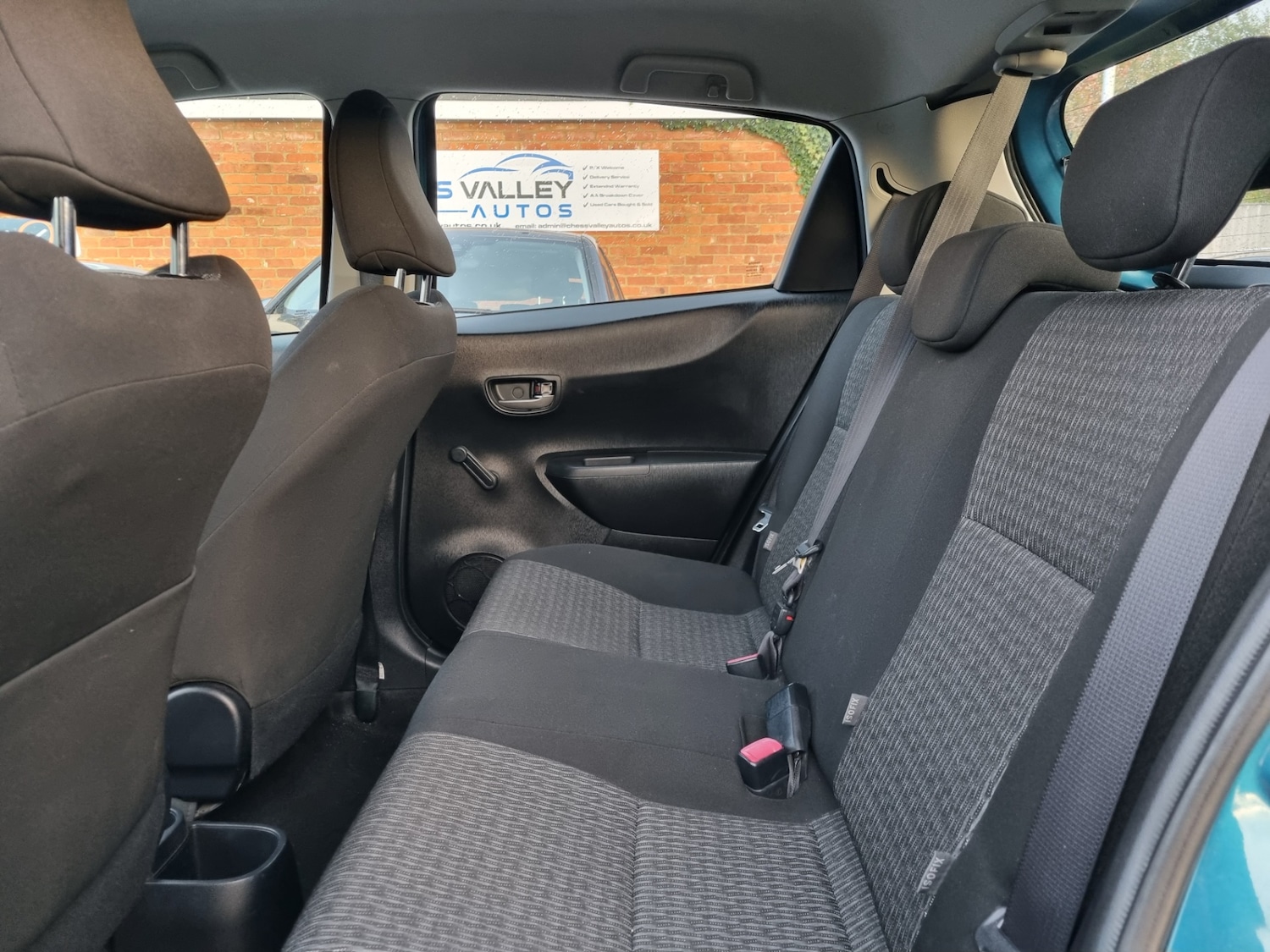 Used Toyota Yaris 2013 for sale - 76378539: Photo 17