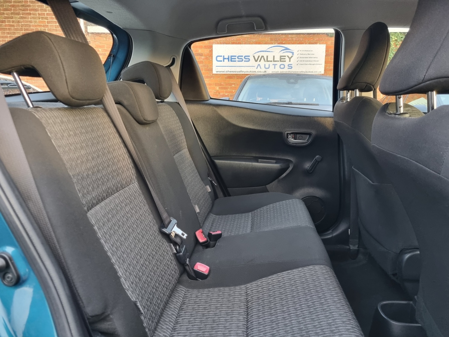 Used Toyota Yaris 2013 for sale - 76378539: Photo 19