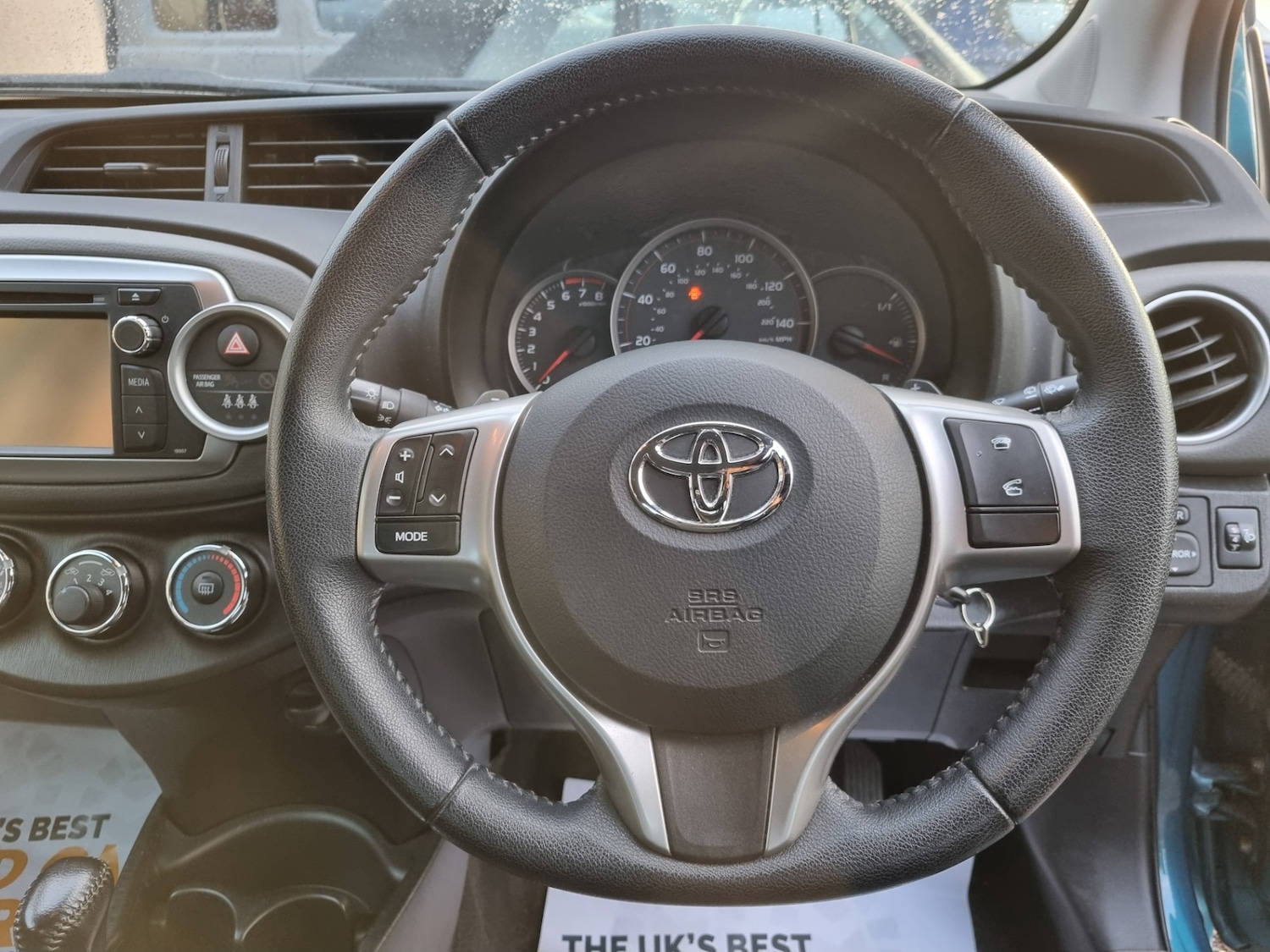 Used Toyota Yaris 2013 for sale - 76378539: Photo 26