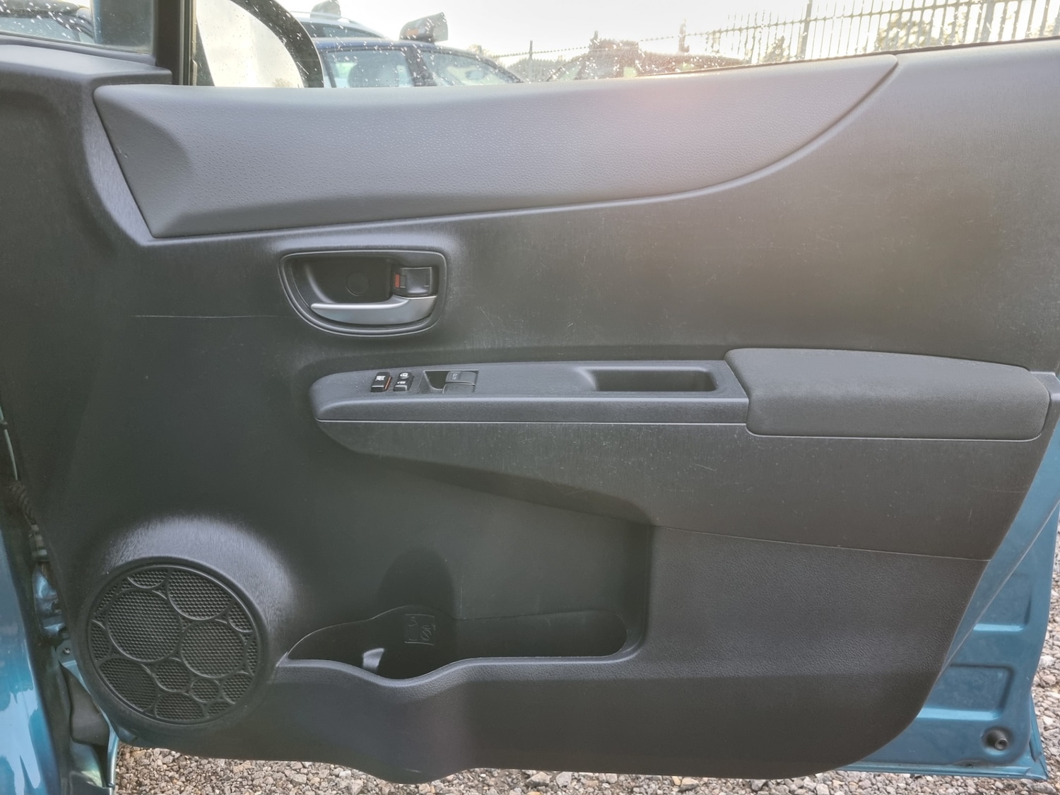 Used Toyota Yaris 2013 for sale - 76378539: Photo 27