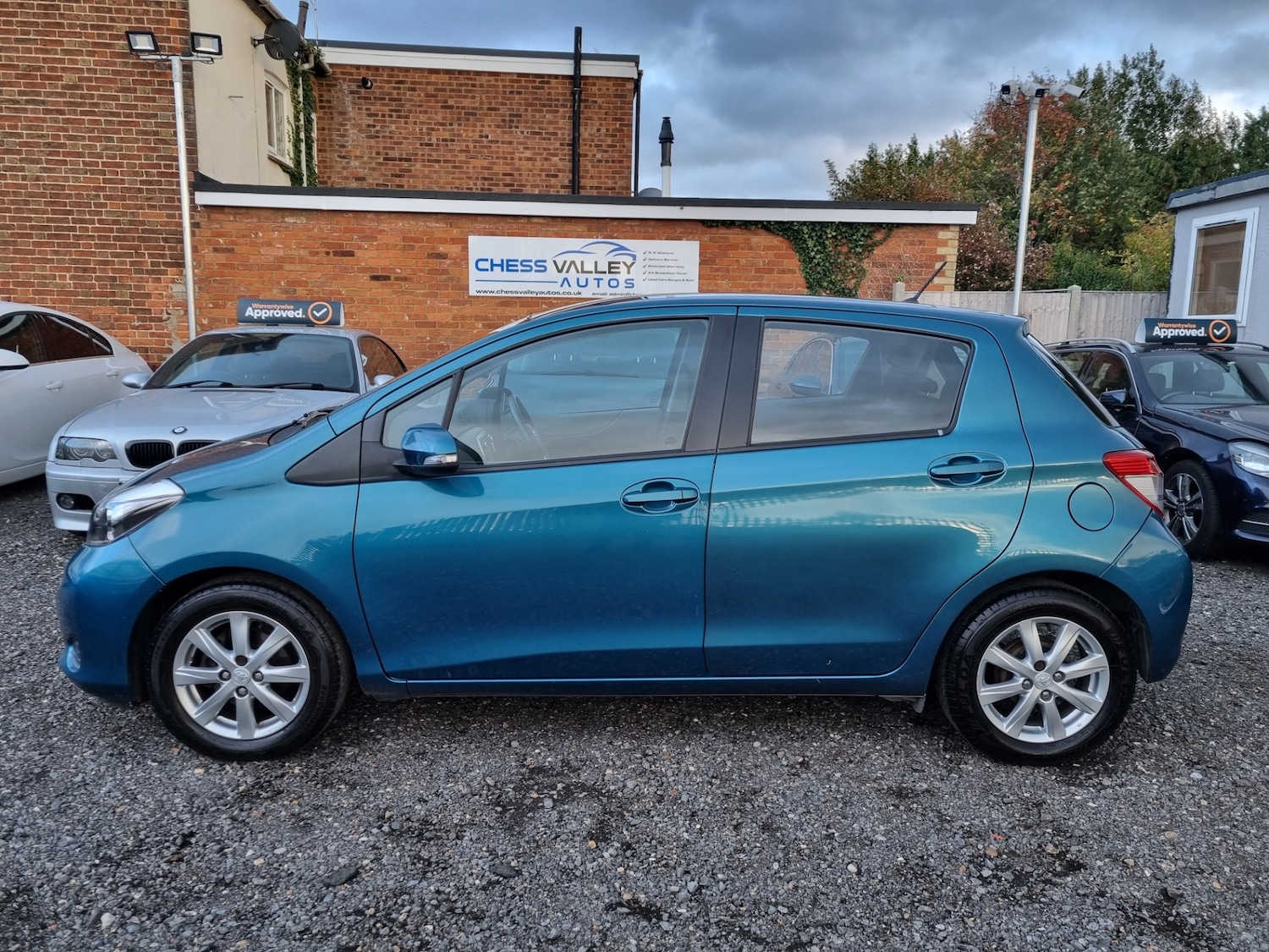 Used Toyota Yaris 2013 for sale - 76378539: Photo 6