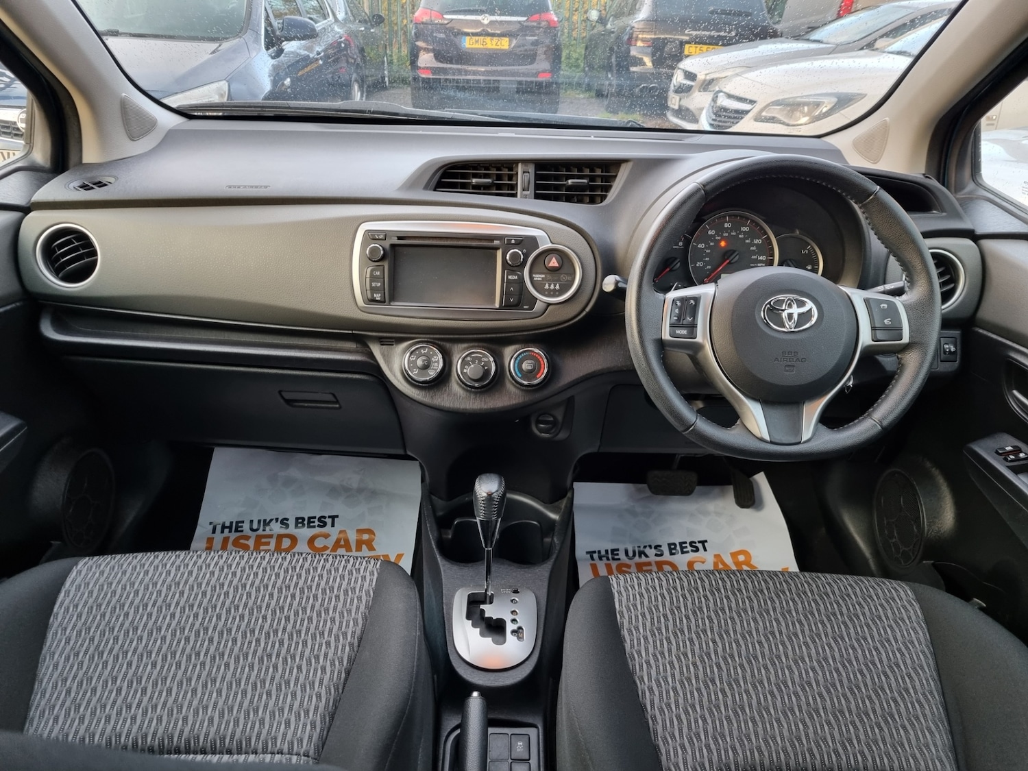 Used Toyota Yaris 2013 for sale - 76378539: Photo 9