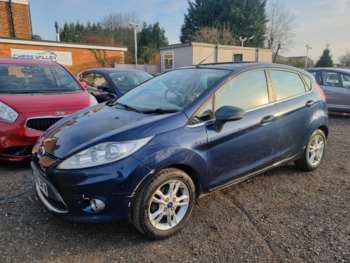 2010 (60) - 1.25 Zetec 5dr [82]