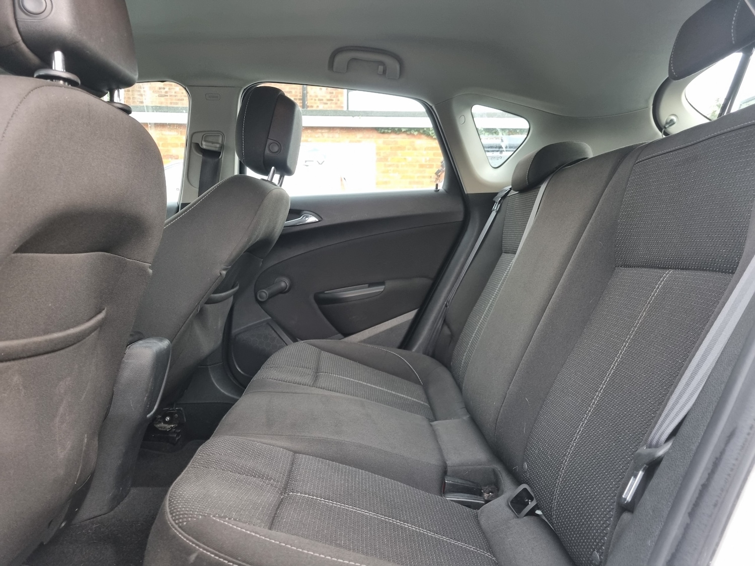 Used Vauxhall Astra 2015 for sale - 77582528: Photo 16