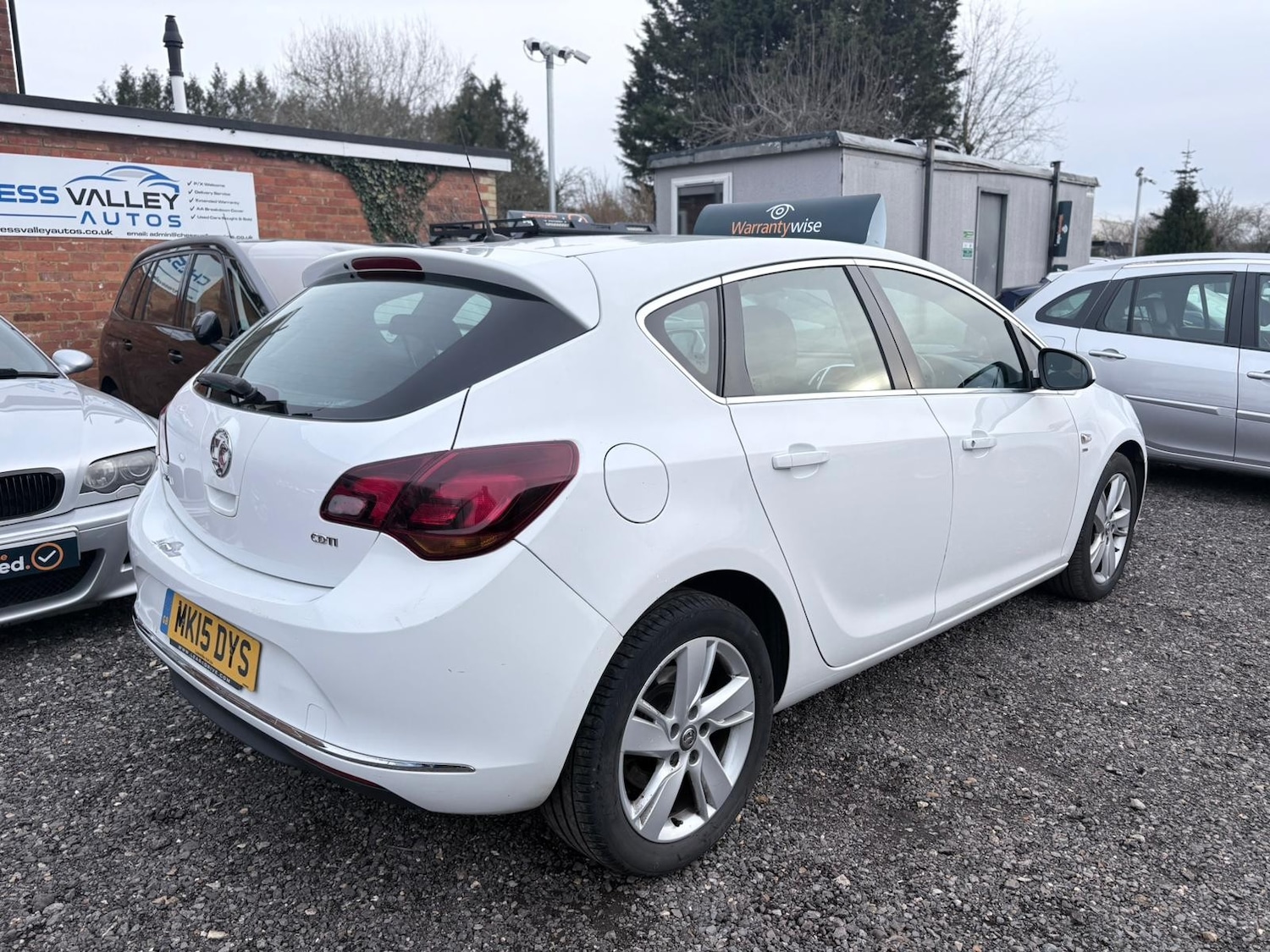 Used Vauxhall Astra 2015 for sale - 77582528: Photo 3