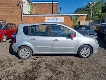 Used Renault Grand Modus 2010 for sale - 79308300: Photo