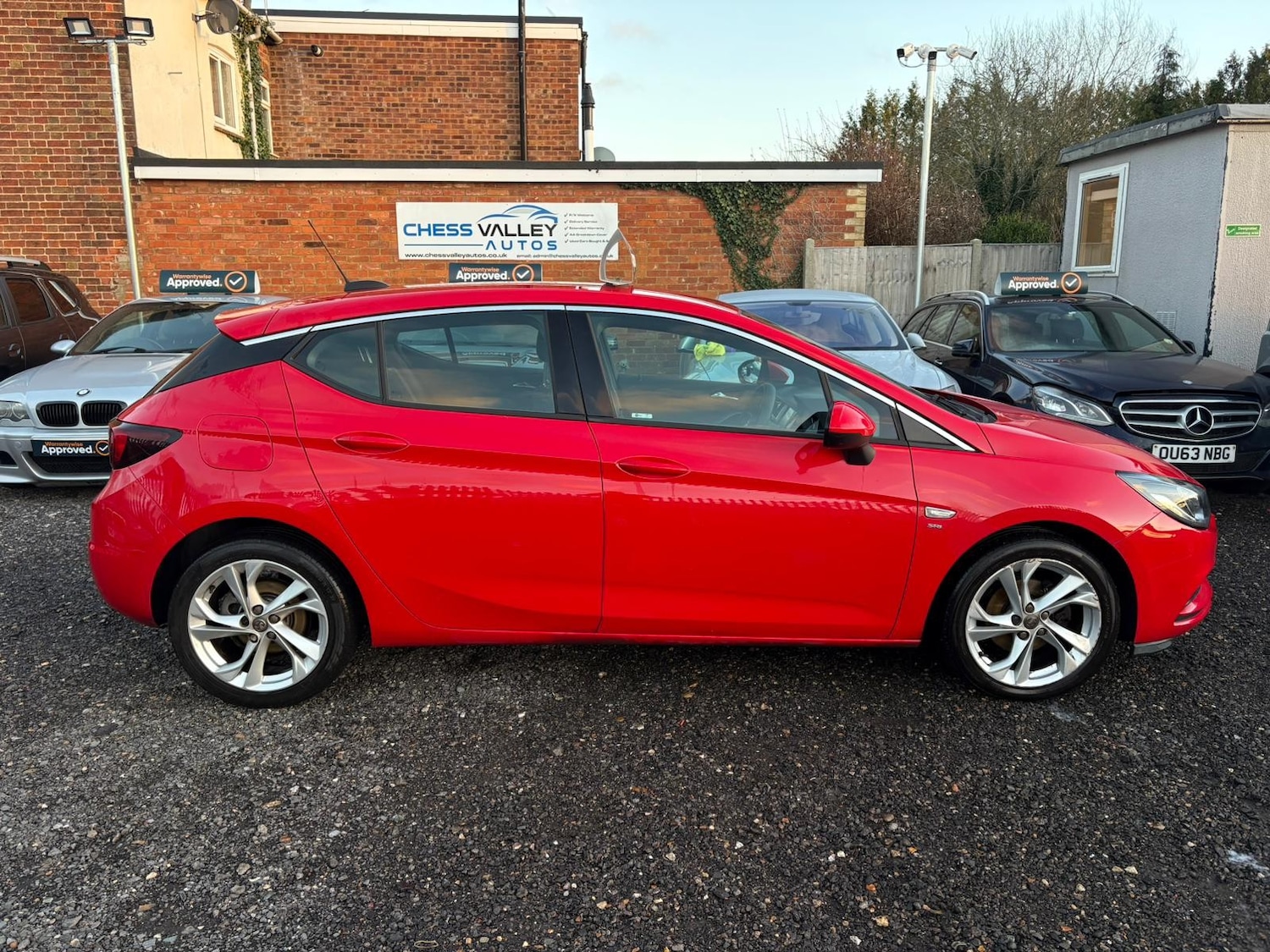 Used Vauxhall Astra 2016 for sale - 77013978: Photo 2