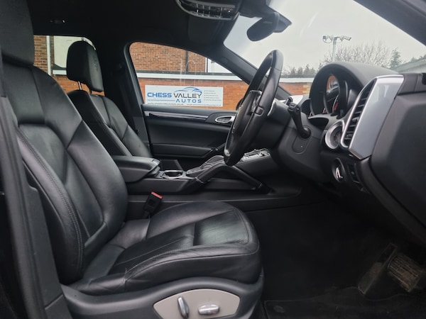 Used Porsche Cayenne 2014 for sale - 73755694: Photo 10