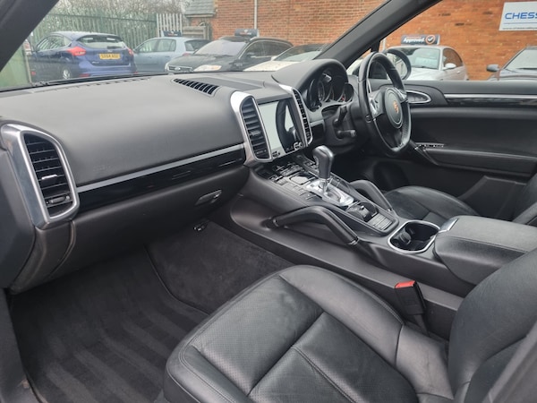 Used Porsche Cayenne 2014 for sale - 73755694: Photo 14