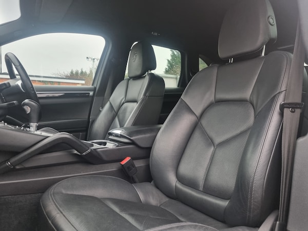 Used Porsche Cayenne 2014 for sale - 73755694: Photo 16